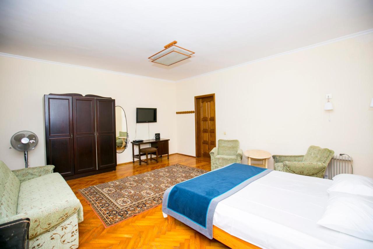 Guest House Lavr Gagra Exterior foto